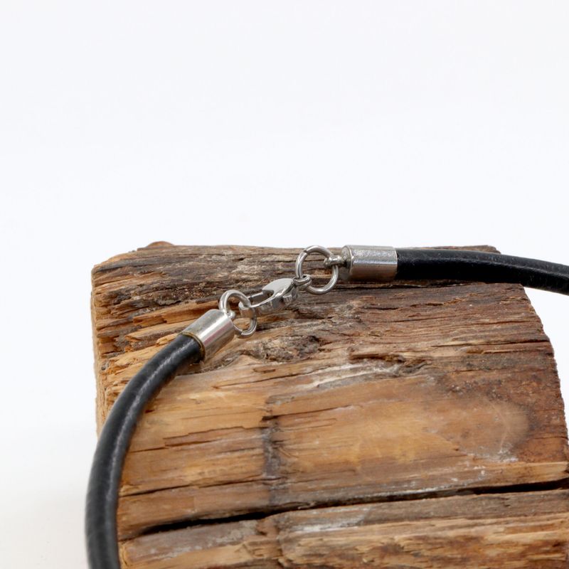 שרשרת עור עבה